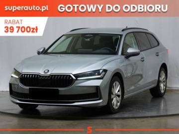Skoda Superb III Kombi Facelifting 2.0 TDI SCR 150KM 2026 Od ręki - Drive 2.0 TDI DSG 150KM