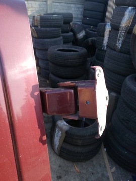 ПЕТЛИ ЗАДНЕЙ ДВЕРИ OPEL VIVARO TRAFIC