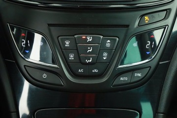 Opel Insignia I Country Tourer 2.0 CDTI Ecotec 170KM 2016 Opel Insignia 2.0 CDTI, Salon Polska, 167 KM, zdjęcie 11