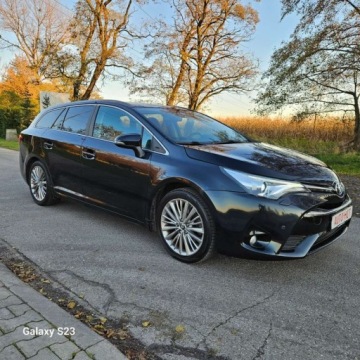 Toyota Avensis III Wagon Facelifting 2015 2.0 D-4D 143KM 2016 Toyota Avensis Kamera CofaniaNawigacjaAluminiowe FelgiSkorzana TapicerkaGw, zdjęcie 6