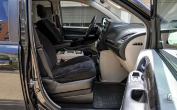Dodge Caravan V Grand Caravan Facelifting 3.6 VVT 283KM 2014 Dodge Grand Caravan 3,6 (283KM) LPG Automat Lift 2014 r. 3.6 BenzynaLPG, zdjęcie 11