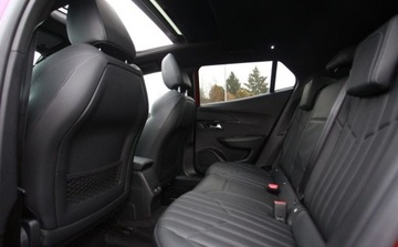 Peugeot 2008 II e-SUV Elektryczny 50kWh 136KM 2021 Peugeot 2008 GT Pack Full Jak Nowy Od RiA Elektryczny 136KM, zdjęcie 22