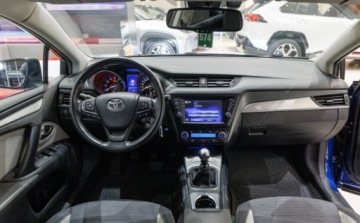 Toyota Avensis III Wagon Facelifting 2015 1.8 Valvematic 147KM 2016 Toyota Avensis 1.8 Premium 1.8 Benzyna 147KM, zdjęcie 22