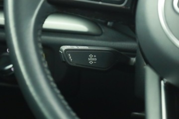 Audi A3 8V Sportback 5d Facelifting 1.5 TFSI 150KM 2018 Audi A3 1.5 TFSI, Navi, Xenon, Bi-Xenon, Klima, zdjęcie 16