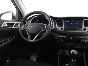 Hyundai Tucson III SUV 1.6 GDI 132KM 2015 Hyundai Tucson Navi Czujniki parkowania, zdjęcie 15