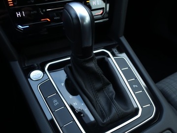 Volkswagen Passat B8 Limousine Facelifting 2.0 TSI 190KM 2021 VW Passat 2.0 TSI, Salon Polska, 1. Właściciel, zdjęcie 15