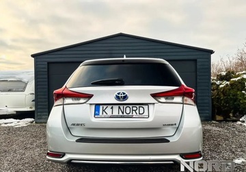 Toyota Auris II Touring Sports Facelifting 1.8 Hybrid 136KM 2017 Toyota Auris Bezwypadkowy, FV23,1.8 Automat, KredytowanieLeasing, gw.12m g, zdjęcie 7