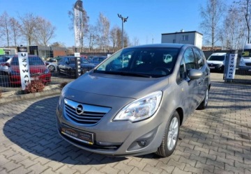 Opel Meriva II Mikrovan 1.4 Turbo ECOTEC 120KM 2013 Opel Meriva Opel Meriva 1.4 T Cosmo 1.4 BenzynaLPG 120KM, zdjęcie 4