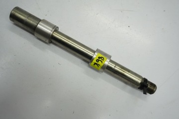 TRIUMPH STREET TRIPLE 675 07-12 ОСЬ ПЕРЕДНЯЯ ОСЬ