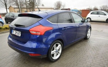 Ford Focus III Sedan Facelifting 1.6 TDCi 115KM 2015 Ford Focus 1.6D 2015 Duza Navi Sam Parkuje 2 KPL KOL Sprowadzony 1.6, zdjęcie 15