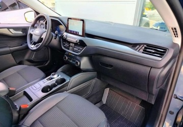 Ford Kuga III SUV Plug-In 2.5 Hybrid 190KM 2023 Ford Kuga Ford Kuga 2.5 FHEV AWD Titanium eCVT 2.5 Hybryda 190KM, zdjęcie 3