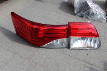 SVĚTLO LEVÝ ZADNÍ AVENSIS T27 FACELIFT SEDAN KOMBI EVROPA ORIGINÁLNÍ KOMPLET