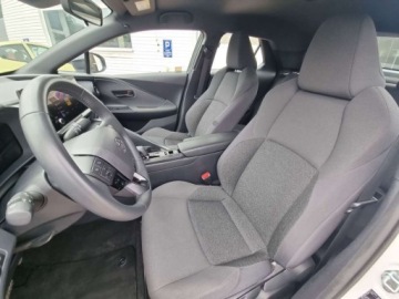 Toyota C-HR II SUV 1.8 Hybrid 140KM 2024 Toyota C-HR Toyota C-HR 1.8 Hybrid, 1 wlasciciel, ASO, VAT23, gwarancja, zdjęcie 13