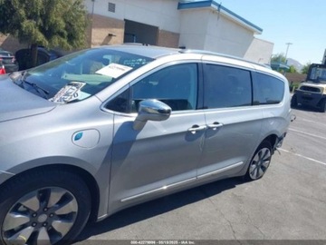 Chrysler Pacifica II 2018 Chrysler Pacifica 2018 CHRYSLER PACIFICA HYBRID LIMITED 3.6 Benzyna 260KM, zdjęcie 8