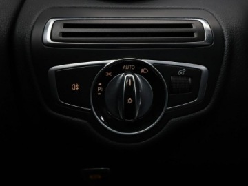 Mercedes Klasa C W205 Kombi 180 156KM 2015 Mercedes C 180 Półskóra Navi Klimatyzacja, zdjęcie 30