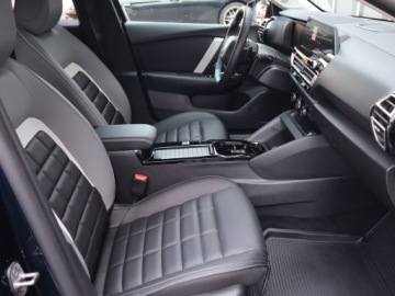 Citroen C4 III SUV 1.2 PureTech 130KM 2025 Citroen C4 1.2 PureTech, Salon Polska, Serwis ASO, zdjęcie 8