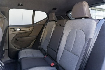 Volvo XC40 Crossover Facelifting 2.0 B4 197KM 2023 Volvo XC 40 B4 197KM FV23% Gwaranacja12M, zdjęcie 13