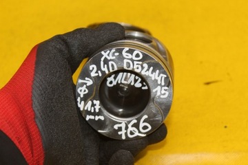 ШАТУН ПОРШНЯ VOLVO XC60 S60 II S80 II 2.4 D D5 D5244T15 81L123 174+