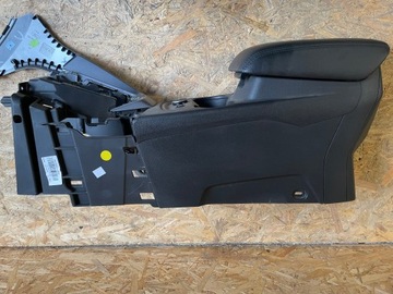 ТУННЕЛЬНЫЙ ПОДЛОКОТНИК FORD FOCUS MK3 2011-2014 COMBI