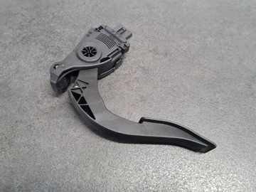 PEDAŁ POTENCJOMETR GAZU AUDI A7 4G8 8K1723523A