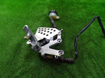SET PRAWY PRZÓD PODNÓŻEK HONDA CBR 929 00-01r