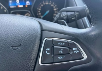 Ford Focus III Kombi Facelifting 1.5 EcoBoost 182KM 2016 Ford Focus Ford Focus 1.5 EcoBoost Start-Stopp-System TITANIUM 1.5 Benzyna, zdjęcie 7