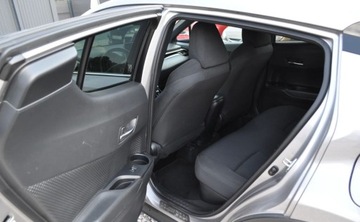 Toyota C-HR I Crossover 1.8 Hybrid 122KM 2018 Toyota C-HR 1.8 Hybryda Kamera Cofania Nawigacja Grz.siedzenia 1.8 Hybryda, zdjęcie 17