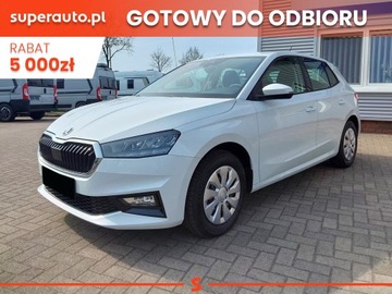 Skoda Fabia IV 1.0 MPI 80KM 2025 SKODA Fabia Essence 1.0 MPI Hatchback 80KM 2025