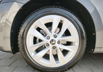 Skoda Octavia IV Liftback 1.5 TSI EVO 150KM 2024 Skoda Octavia Selection, Kamera cofania, Virtual Cockpit, Podgrzewane fote, zdjęcie 36