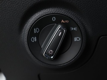 Seat Arona Crossover 1.0 EcoTSI 95KM 2020 Seat Arona 1.0 TSI, Salon Polska, VAT 23%, Klima, zdjęcie 15