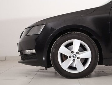 Skoda Octavia III Liftback Facelifting 2.0 TDI 150KM 2018 Skoda Octavia 2.0 TDI, Salon Polska, Serwis ASO, zdjęcie 14