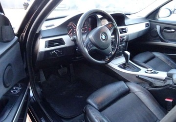 BMW Seria 3 E90-91-92-93 Coupe E92 320d 177KM 2008 BMW Seria 3 2.0d,klima,navi,alu,zarejestro 2.0 Diesel 177KM, zdjęcie 3