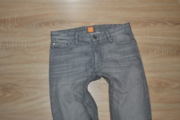 HUGO BOSS spodnie jeansowe miękkie r. 32/34 BDB