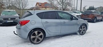 Opel Astra J Hatchback 5d 1.7 CDTI ECOTEC 110KM 2010 Opel Astra Jeden Właściciel Zarejestrowany 1.7, zdjęcie 11