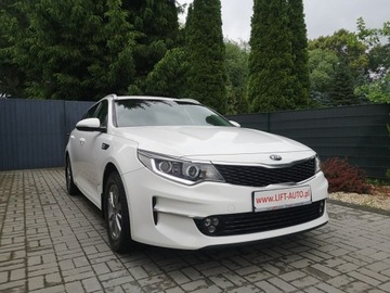 Kia Optima II Kombi 1.7 VGT CRDi 141KM 2018 Kia Optima 1.7 CRDI 140KM # Navigacja # Salon FV23, zdjęcie 2