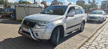 Suzuki Grand Vitara II SUV 1.9 DDiS 129KM 2007 SUZUKI GRAND VITARA II 1.9 DDiS 4x4 Napęd na 4 koła 129 KM, zdjęcie 7