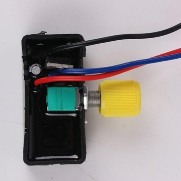 2X 12 В постоянного тока, управление насосом/распылителем