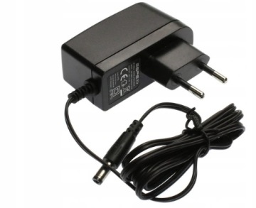 Zasilacz impulsowy 9V 1A