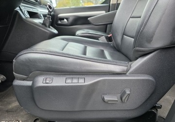 Opel Zafira D Compact 2.0 Diesel 150KM 2020 Opel Zafira Opel Zafira Life 2.0 Diesel 150KM, zdjęcie 21