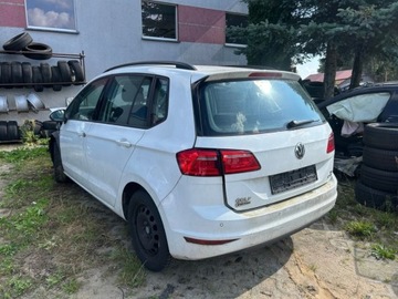 Volkswagen Golf Sportsvan Sportsvan 1.2 TSI BlueMotion Technology 110KM 2015 Volkswagen Golf Sportsvan 1.2 Benzyna 110KM