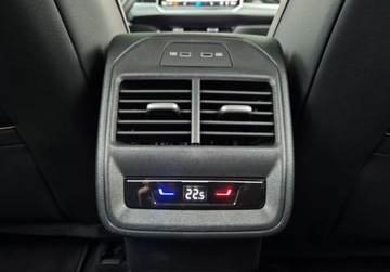 Volkswagen Passat B8 Variant Facelifting 2.0 TDI SCR 150KM 2025 Volkswagen Passat Variant Elegance 2.0TDI 150KM DSG Gwarancja Matrix ACC K, zdjęcie 17