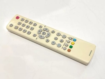 TV TCL L32E4393 + PILOT (BRAK KLAPKI OD BATERII)