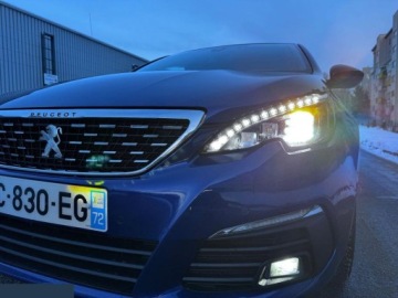 Peugeot 308 II SW Facelifting 1.2 PureTech 130KM 2018 Peugeot 308 1.2 PureTech 130 EAT6 Stop &amp; Start GT-Line Edition 2018r, zdjęcie 2