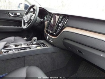 Volvo XC60 II 2022 Volvo XC 60 2022r., 4x4, 2.0L 2.0 Benzyna 247KM, zdjęcie 8