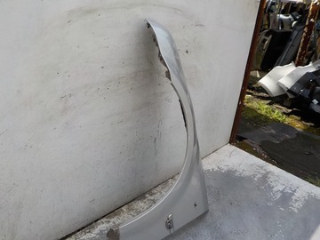 690 CHRYSLER 300 C BLATNÍK LEVÝ PŘEDNÍ