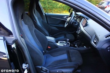 BMW Seria 2 F22-F23-F45-F46 Coupe Facelifting 218d 150KM 2021 BMW Seria 2 BMW Seria 2 218d M Sport sport 2.0 Diesel 150KM, zdjęcie 33