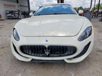 Maserati GranTurismo 2015 Maserati GranTurismo S 2015 4.7 Benzyna 454KM, zdjęcie 5