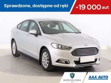 Ford Mondeo V Sedan 2.0 TDCi 150KM 2018 Ford Mondeo 2.0 TDCI, Salon Polska, Serwis ASO