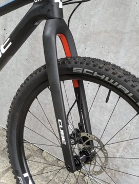 CUBE Elite 240 C62 Pro Microshift Advent X Carbon