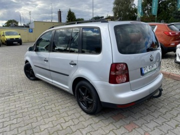 Volkswagen Touran I 1.9 TDI 105KM 2008 Volkswagen Touran Zarejestrowany Lift, zdjęcie 3